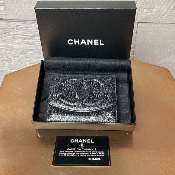 Authentic vintage Chanel compact caviar bifold wallet - Picture 10 of 14